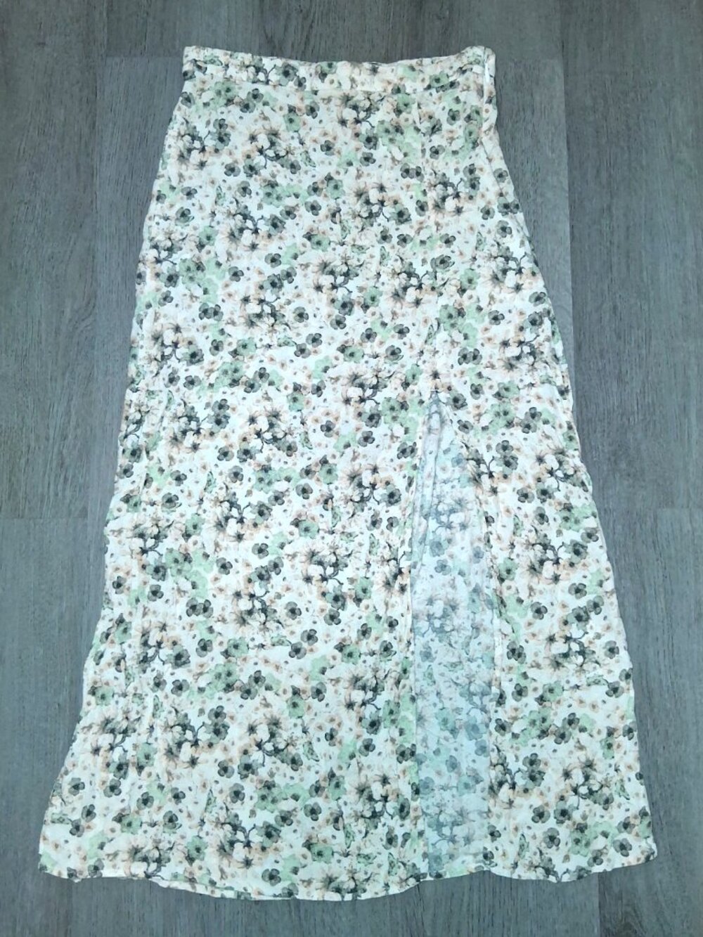 H&M Floral Print Long Maxi Skirt Size 4 Side Slit Orange Beige Green Flowers